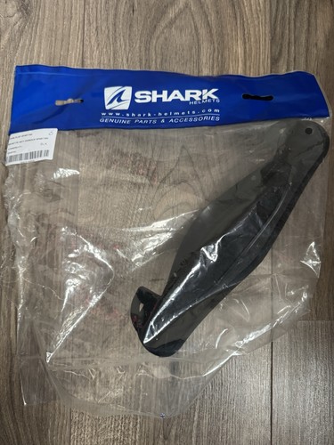 Shark chin flap - chin, spartan
